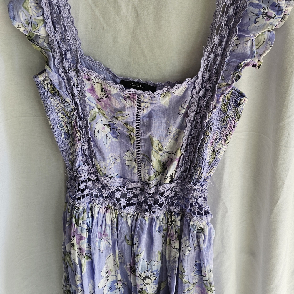 Forever 21 Lavender Lace Dress